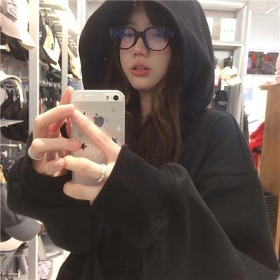 珀利克珊妮